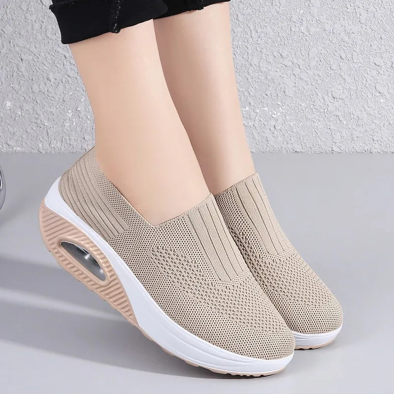 Zapatilla Casual estilo deportivas para mujer | Comodidad real para quienes pasan el día de pie