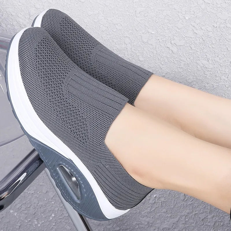 Zapatilla Casual estilo deportivas para mujer | Comodidad real para quienes pasan el día de pie