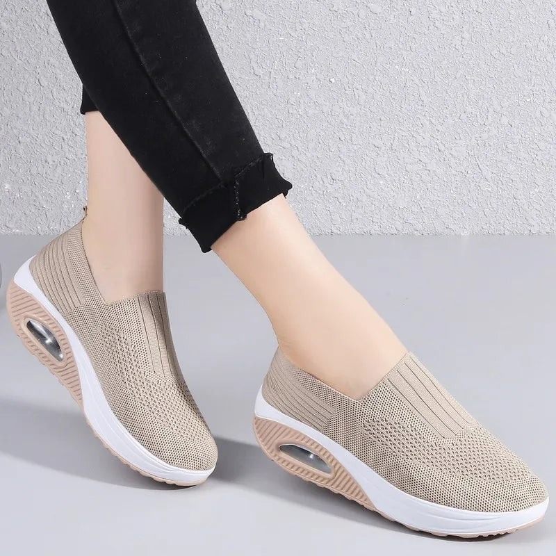 Zapatilla Casual estilo deportivas para mujer | Comodidad real para quienes pasan el día de pie