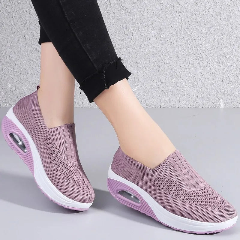 Zapatilla Casual estilo deportivas para mujer | Comodidad real para quienes pasan el día de pie